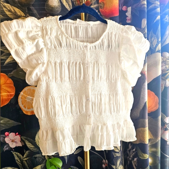 Hot White - Picture 4 of 6